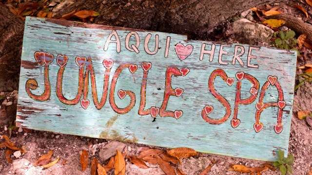 JUngle Spa sign